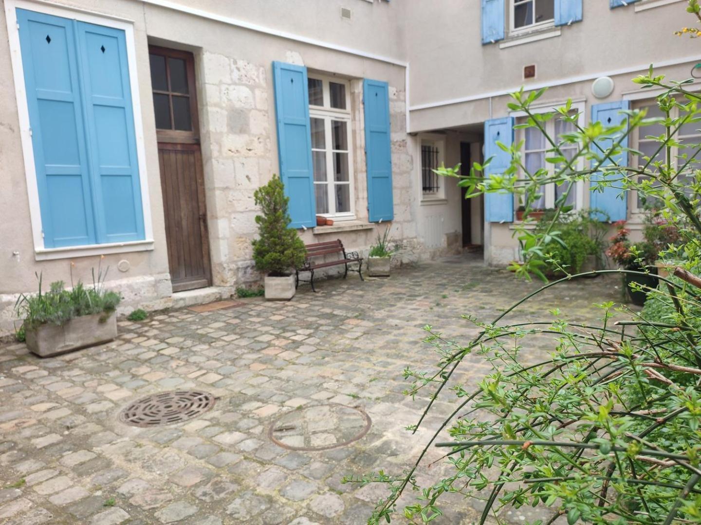 Le Gite De La Cathedrale Apartamento Chartres Exterior foto